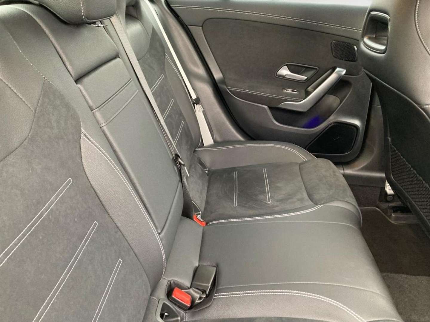 Mercedes CLA AMG Line 220 D - 2025 - Joinsteer - #8