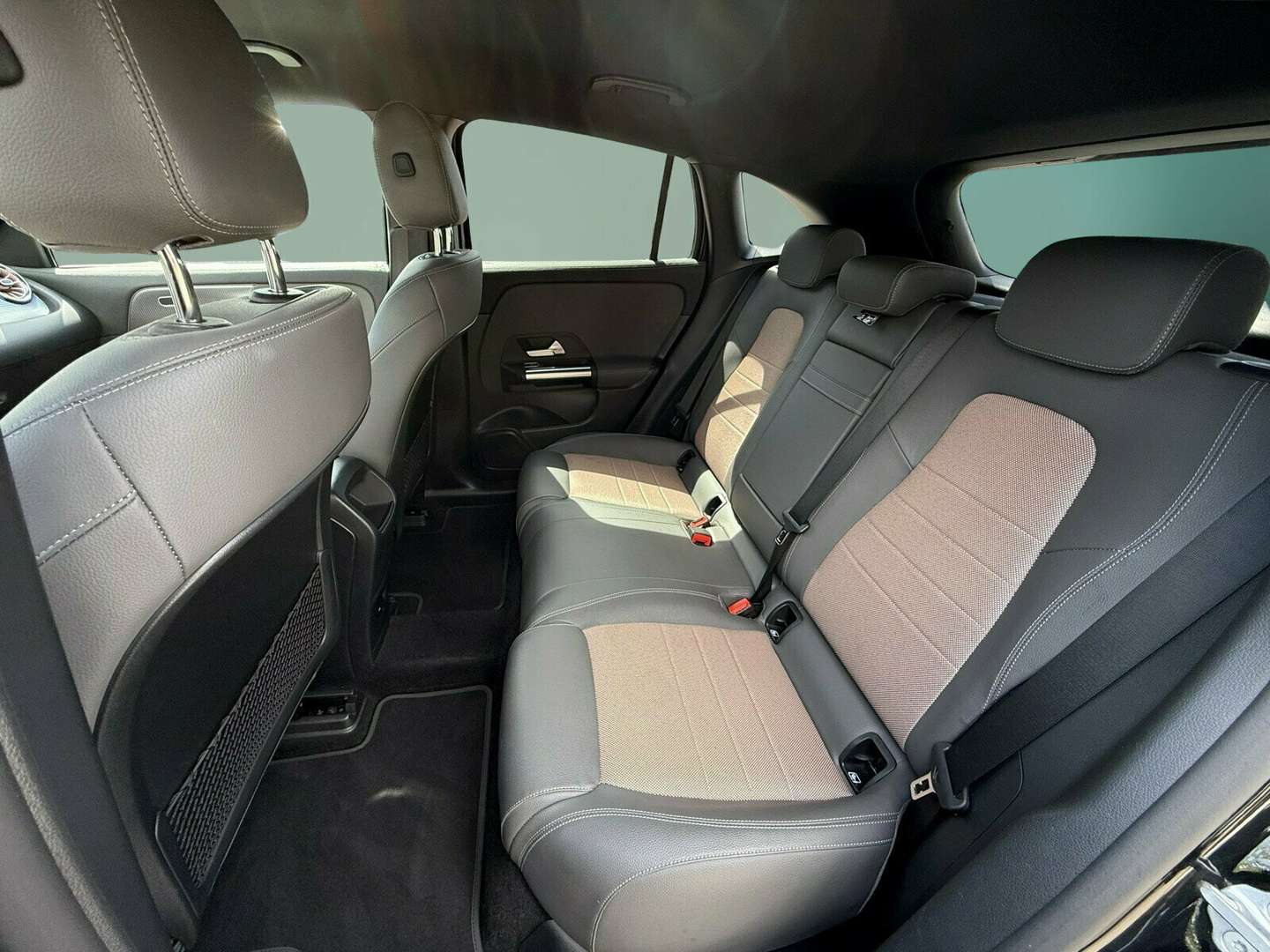 Mercedes EQA ELECTRIC-ART - 2022 - Joinsteer - #11