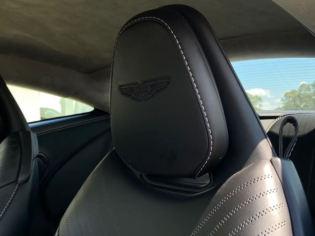 Aston Martin DB11 V12 Coupe 5.2 - 2017 - Joinsteer - #5