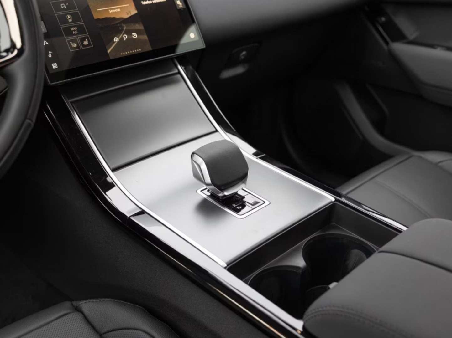 Land Rover Range Rover Velar Dynamic SE 3.0D - 2024 - Joinsteer - #13