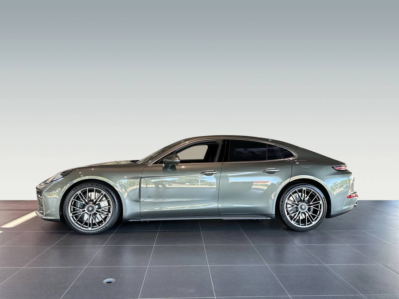 Porsche Panamera G3 Turbo E-Hybrid - 2025 - Joinsteer - #3