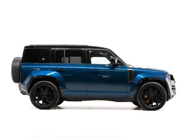 Land Rover Defender 110 4.4 P635 — photo 9