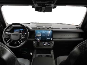 Land Rover Defender 110 4.4 P635 — photo 24