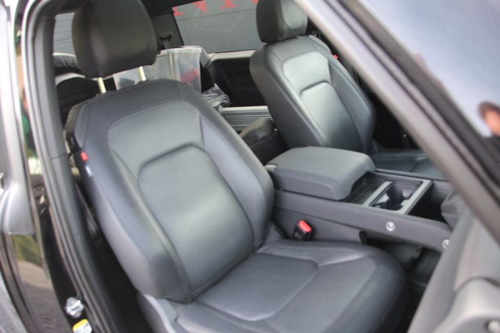 Land Rover Defender 90 D200 X-Dynamic SE-Utilitaire-TVA - 2022 - Joinsteer - #12