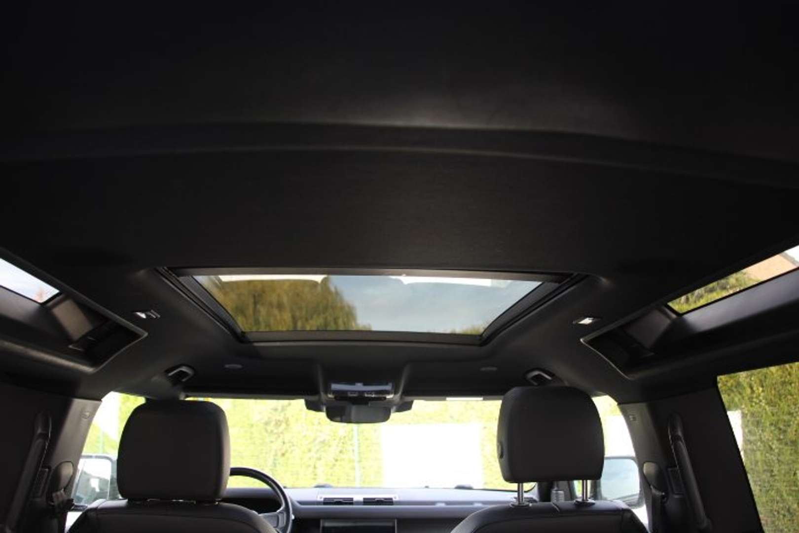 Land Rover Defender 90 D200 X-Dynamic SE-Utilitaire-TVA - 2022 - Joinsteer - #25