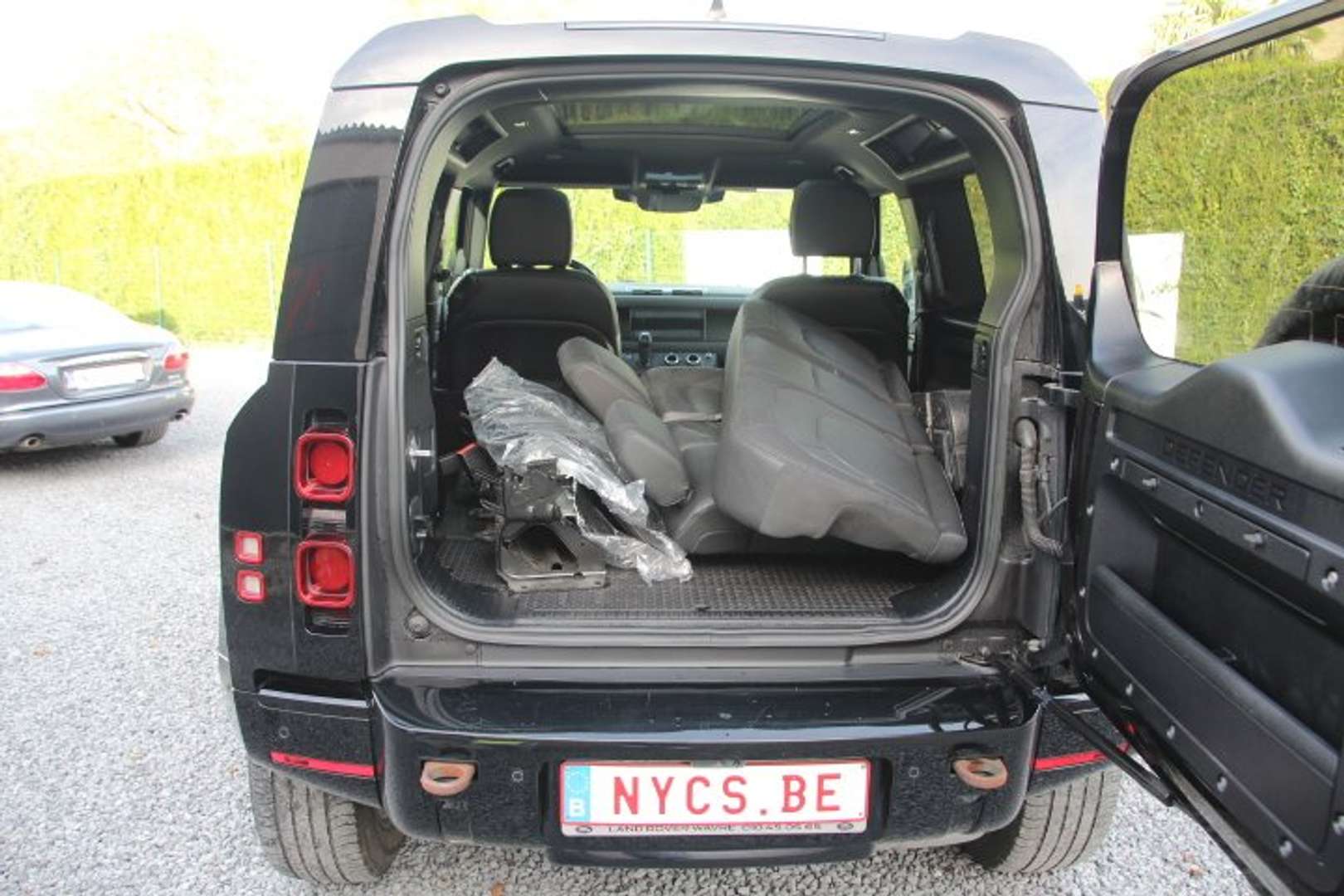 Land Rover Defender 90 D200 X-Dynamic SE-Utilitaire-TVA - 2022 - Joinsteer - #28