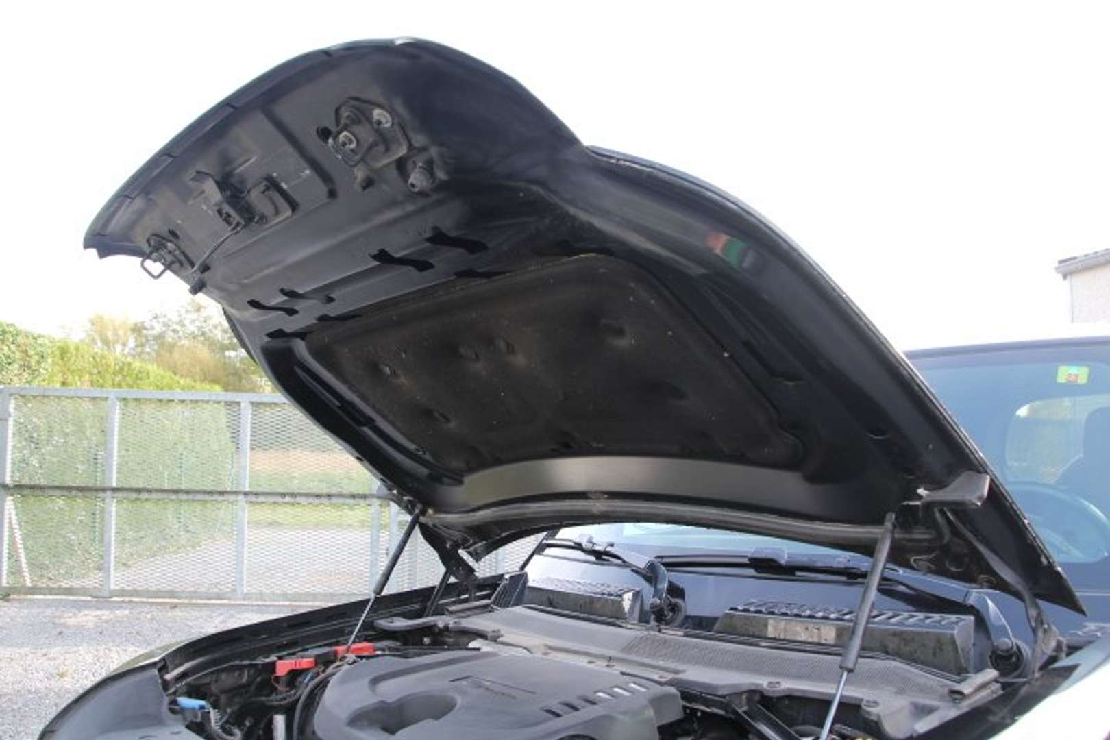 Land Rover Defender 90 D200 X-Dynamic SE-Utilitaire-TVA - 2022 - Joinsteer - #39