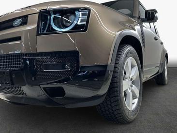 Land Rover Defender 110 X-Dynamic SE D250 — photo 13