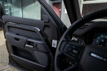 Land Rover Defender 110 2.0 P400e X-Dynamic SE Pano, Leder,22LM — photo 16