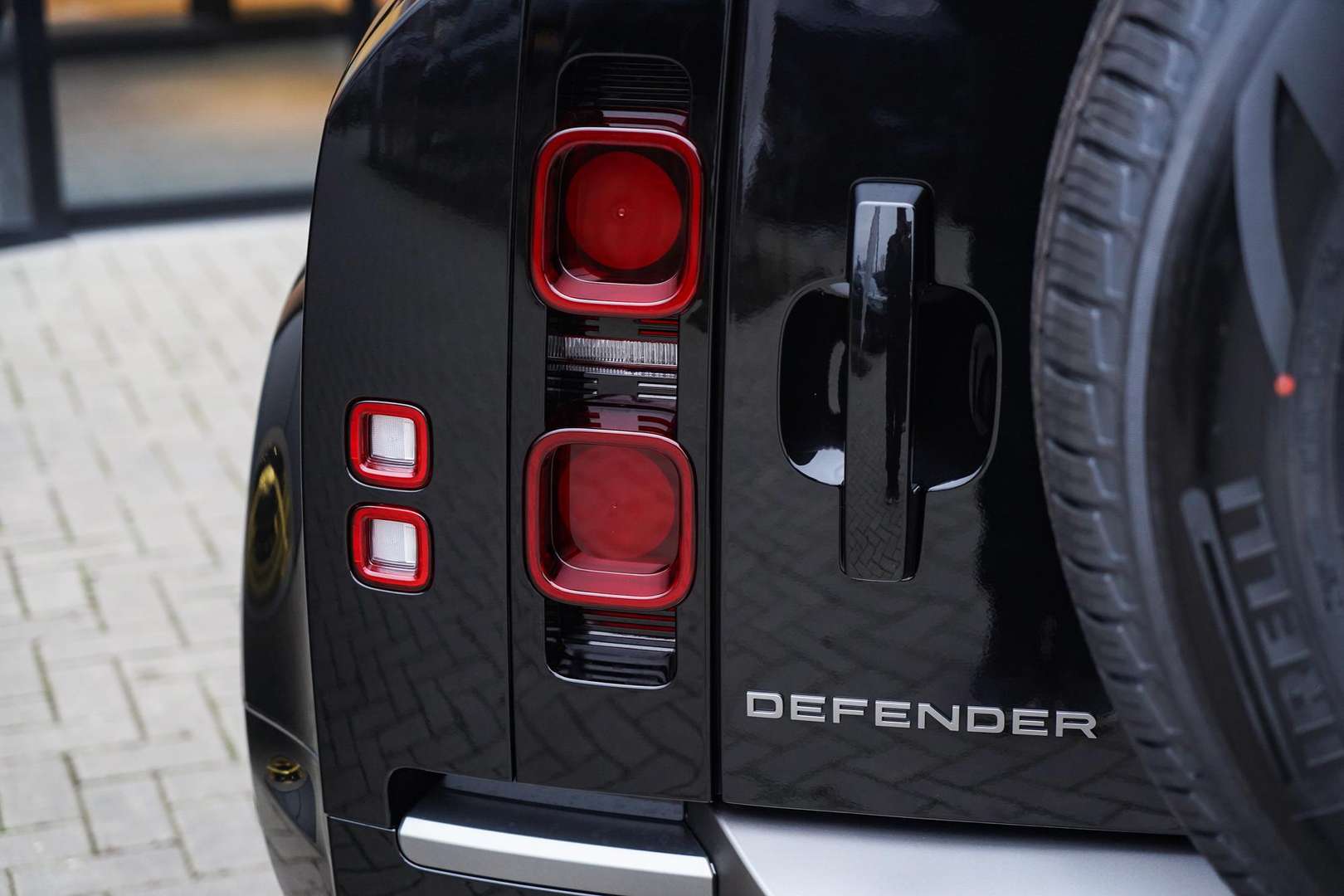 Land Rover Defender 110 X-Dynamic SE P300e - 2025 - Joinsteer - #5