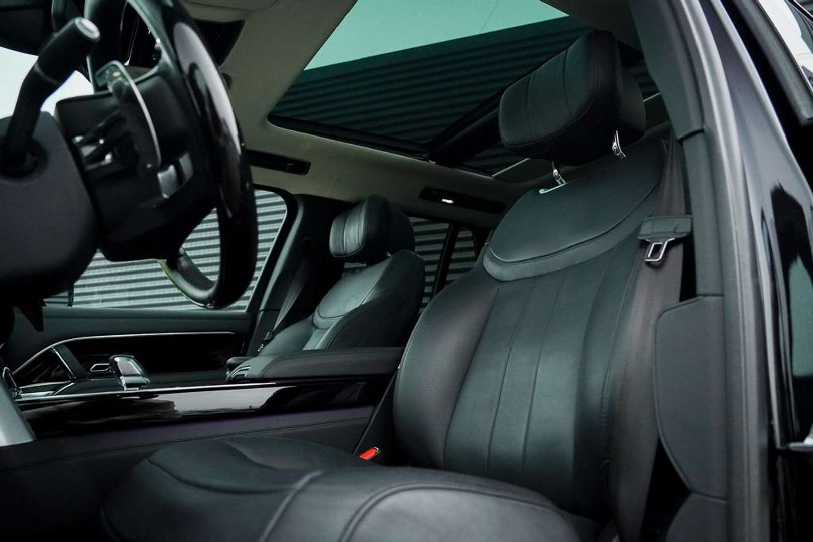 Land Rover Range Rover Autobiography 3.0 P550e PHEV Massage / Towing Package - 2024 - Joinsteer - #4