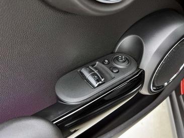 Mini Hatch Chili Cooper S — photo 30