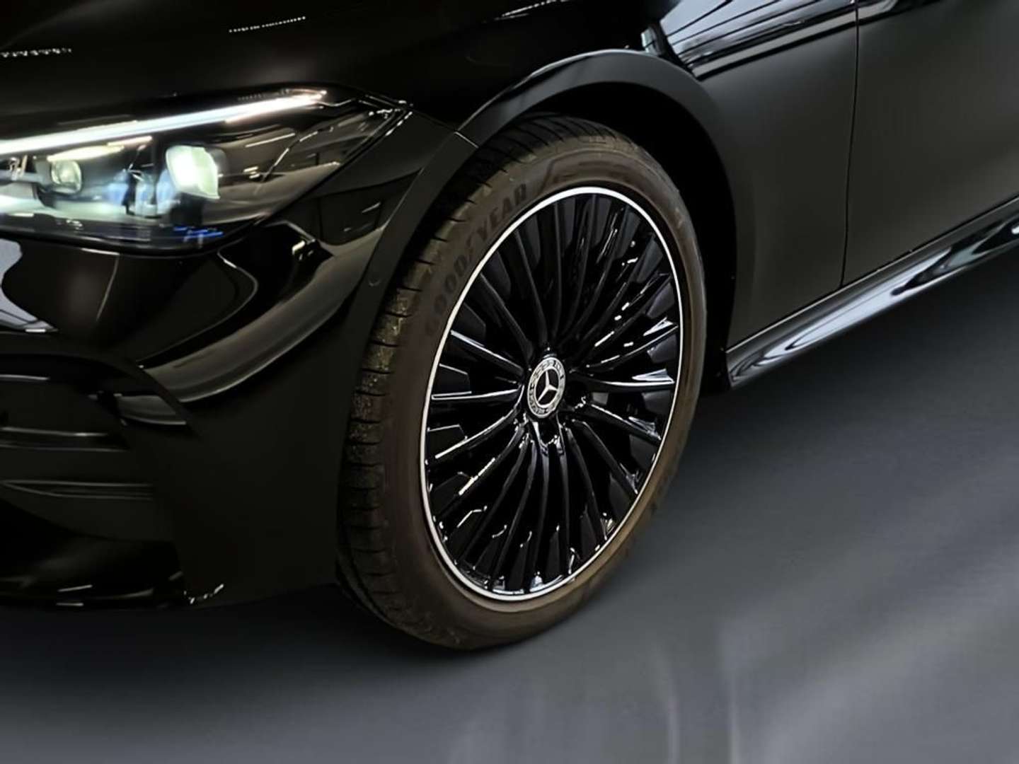 Mercedes CLE 300 Night Edition - 2025 - Joinsteer - #3