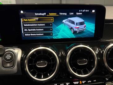 Mercedes GLB 220 AMG LINE — photo 17