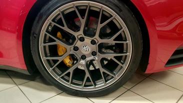 Porsche 911 Carrera S — photo 5