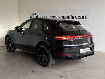 Porsche Macan S — photo 5