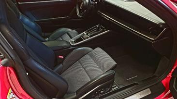 Porsche 911 Carrera S — photo 11