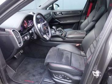 Porsche Cayenne III GTS — photo 2