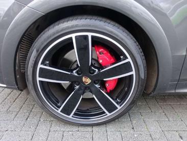 Porsche Cayenne III GTS — photo 9