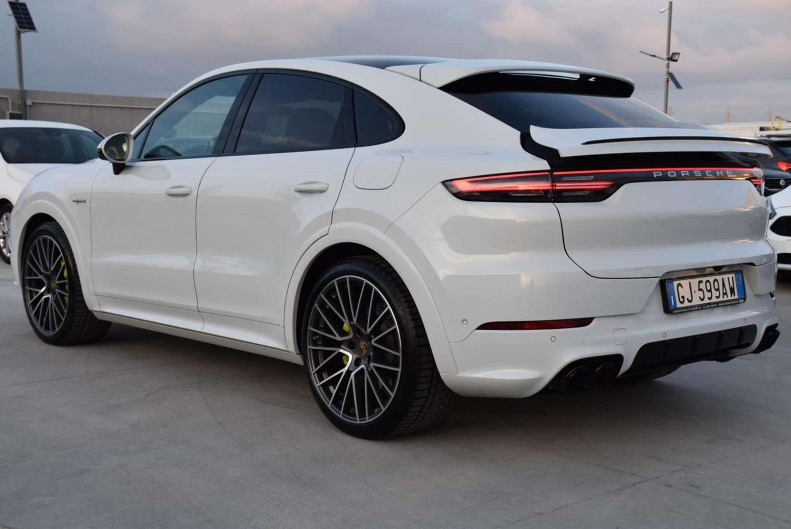 Porsche Cayenne II E-Hybrid Platinum Edition - 2022 - Joinsteer - #6