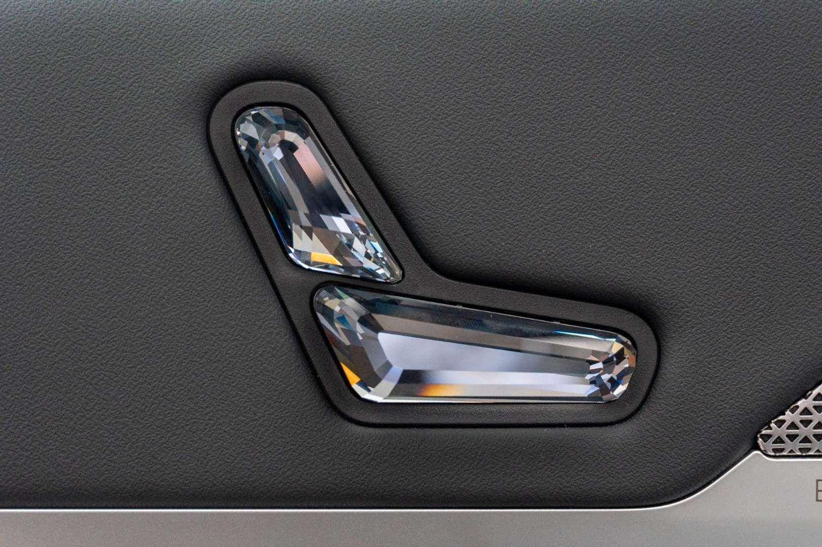 BMW Série 7 Individual 760e XDrive - 2025 - Joinsteer - #23