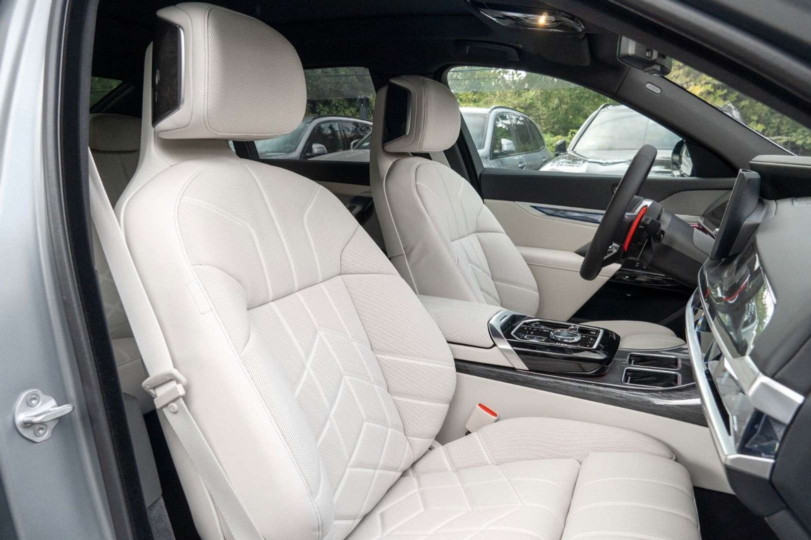 BMW Série 7 Individual 760e XDrive - 2025 - Joinsteer - #25