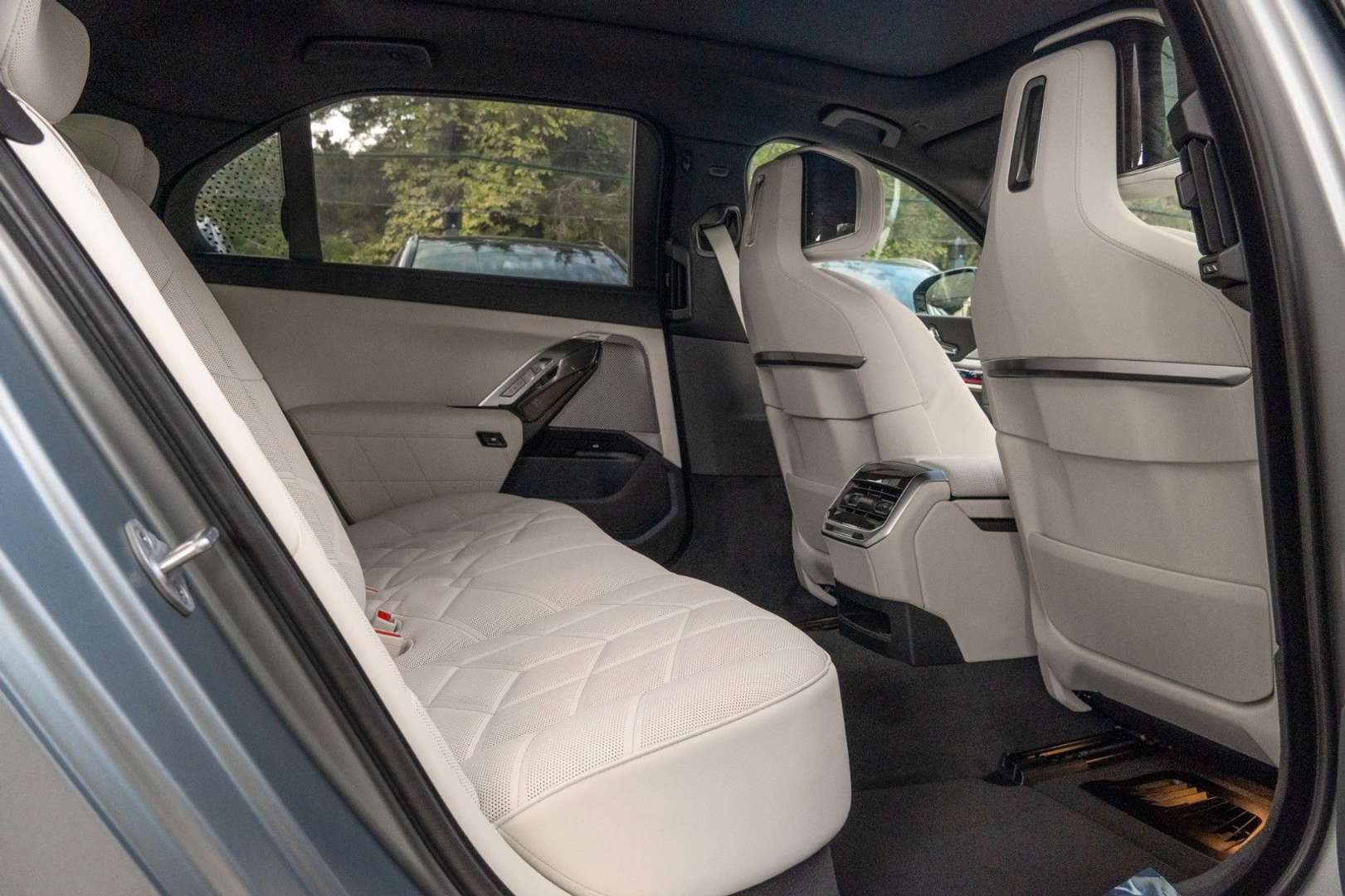 BMW Série 7 Individual 760e XDrive - 2025 - Joinsteer - #27