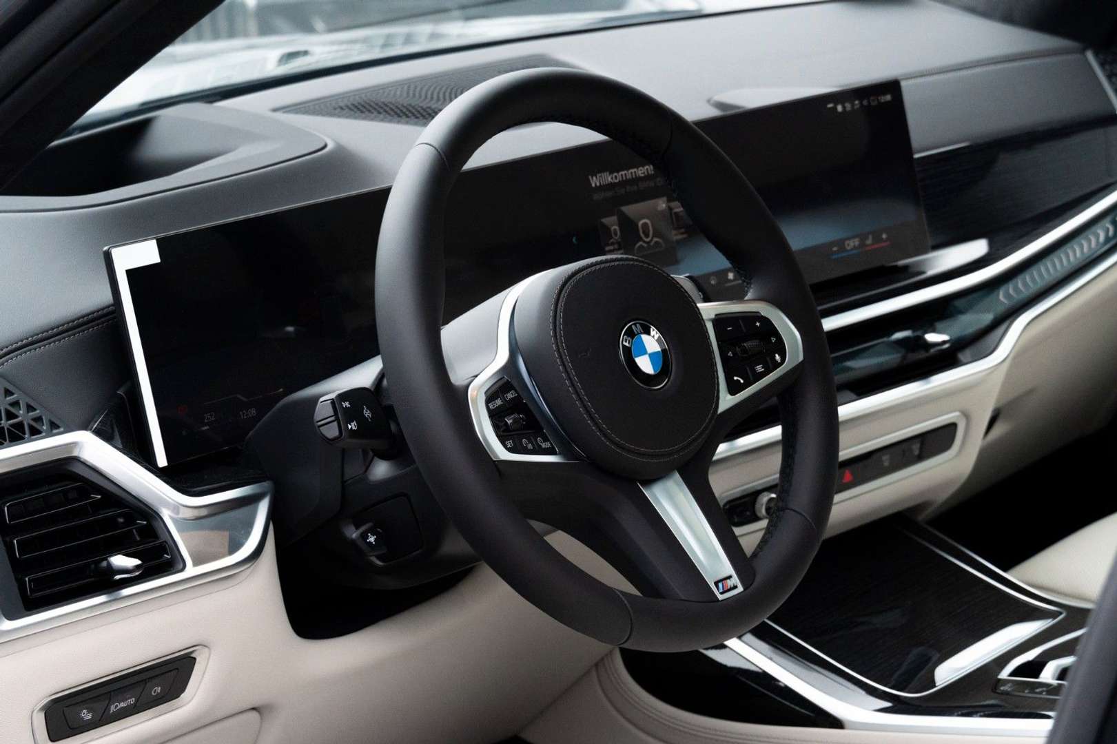 BMW X7 M Sport 40d - 2025 - Joinsteer - #12