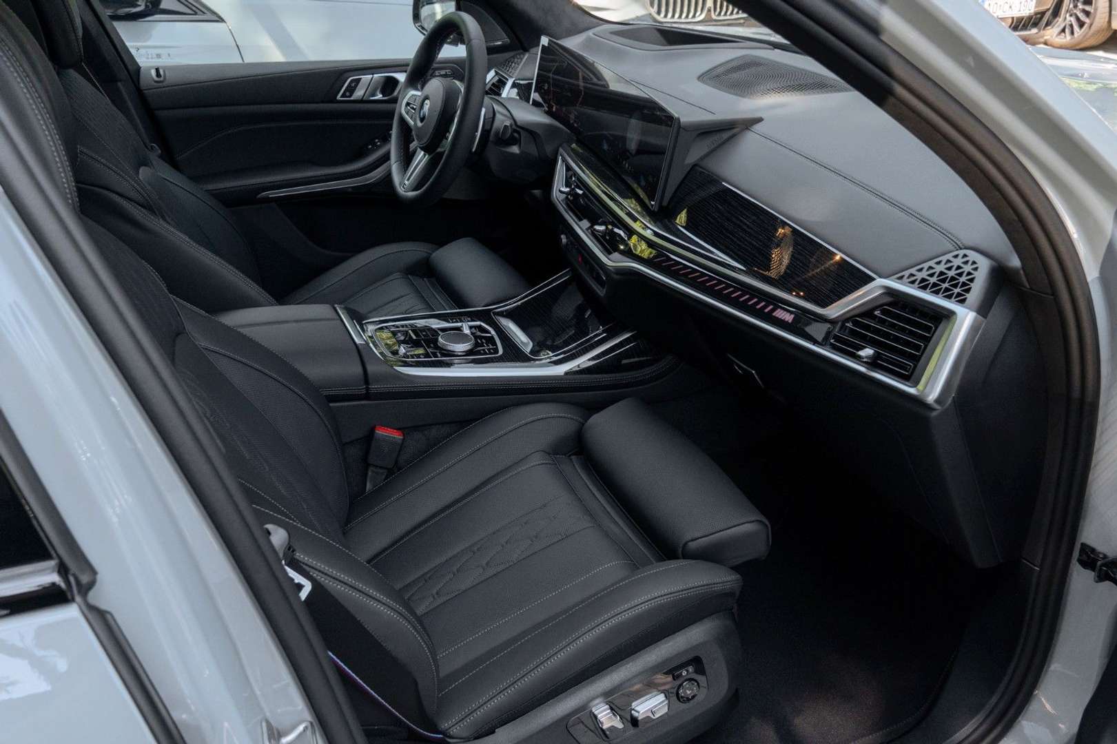 BMW X7 M60i XDrive - 2025 - Joinsteer - #26