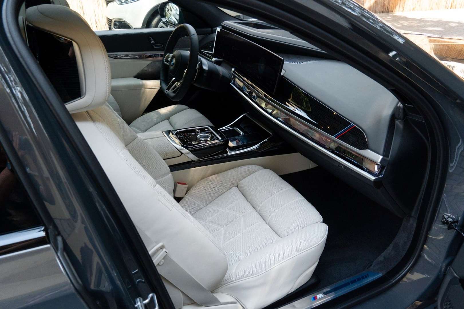 BMW Série 7 M Sport 740d - 2025 - Joinsteer - #13
