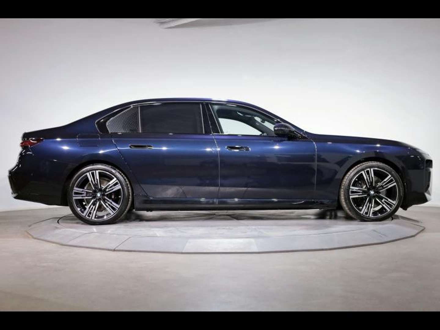 BMW Série 7 M Sport 750e XDrive - 2025 - Joinsteer - #3