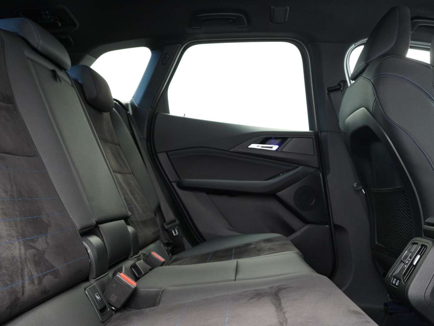 BMW 218i Active Tourer M Sport 218i - 2023 - Joinsteer - #16