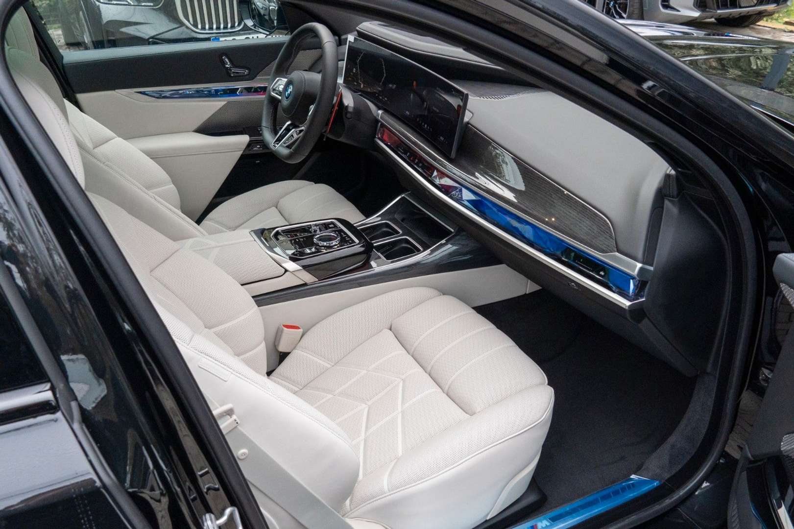 BMW Série 7 Executive 760e - 2025 - Joinsteer - #25