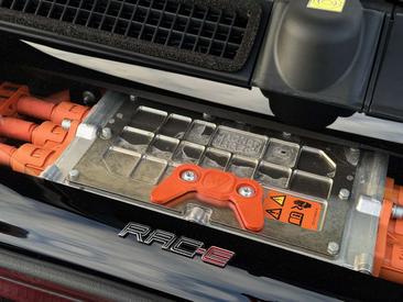 Ferrari SF90 Spider — photo 19