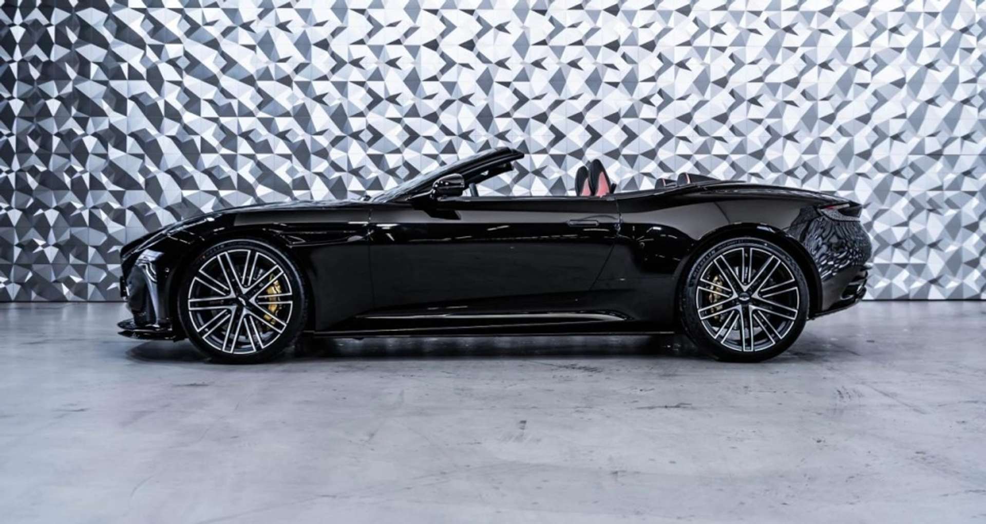 Aston Martin DB12 4.0 V8 - 2025 - Joinsteer - #7