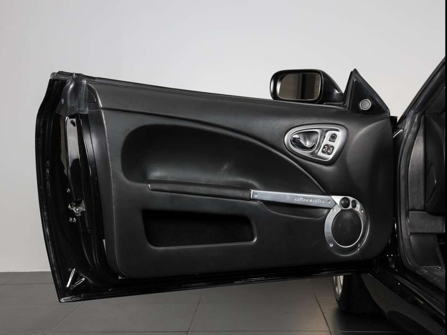 Aston Martin Vanquish V12 6.0 L ATMO - 2003 - Joinsteer - #37