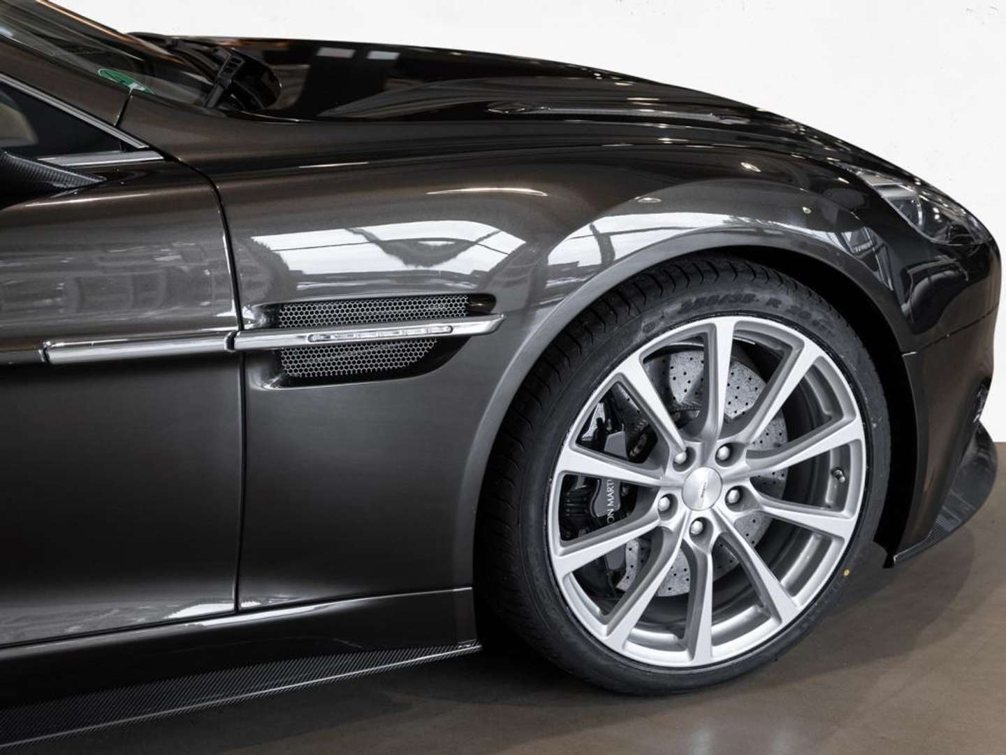 Aston Martin Vanquish Volante - 2016 - Joinsteer - #8