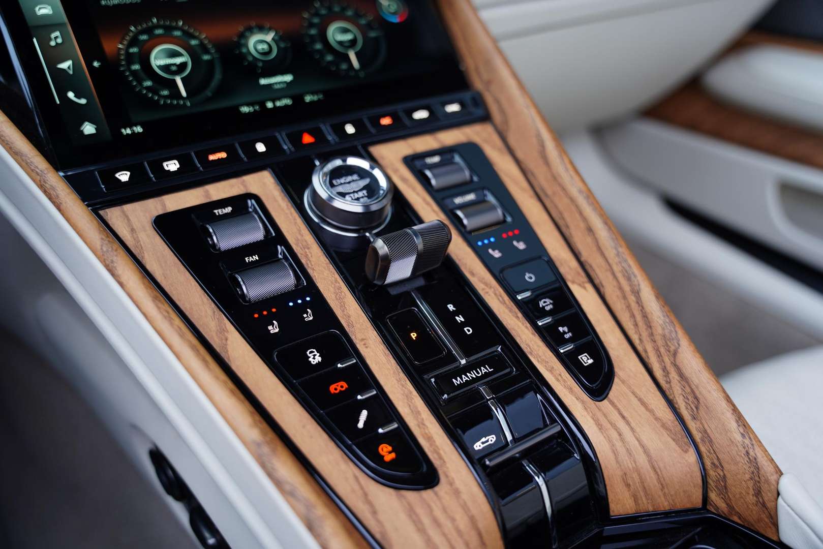 Aston Martin DB12 Volante 4.0 V8 - 2024 - Joinsteer - #17