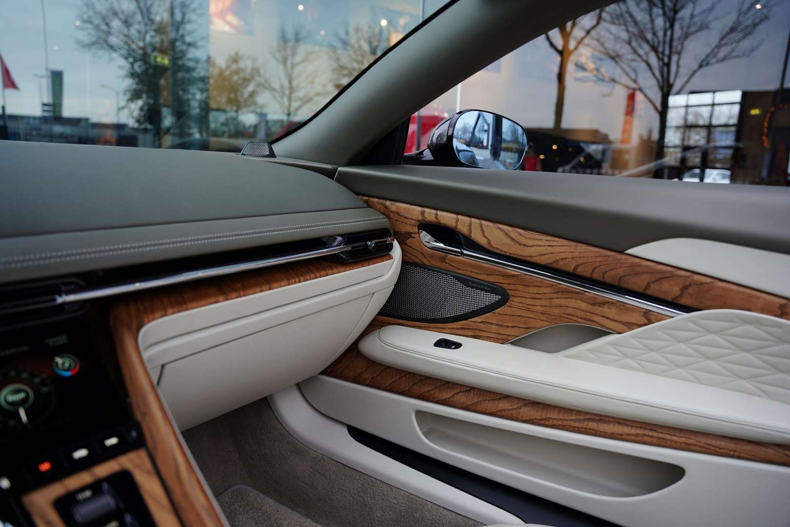 Aston Martin DB12 Volante 4.0 V8 - 2024 - Joinsteer - #19