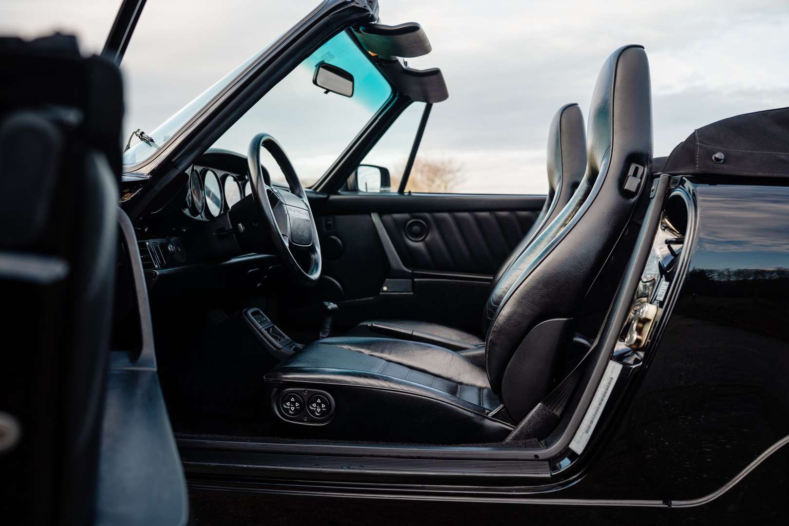 Porsche 964 CARRERA 4 - 1991 - Joinsteer - #17