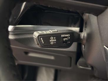 Audi Q3 35 TFSI — photo 17