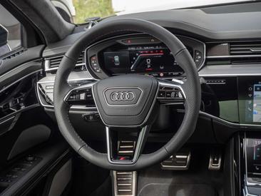 Audi S8 TFSI — photo 9