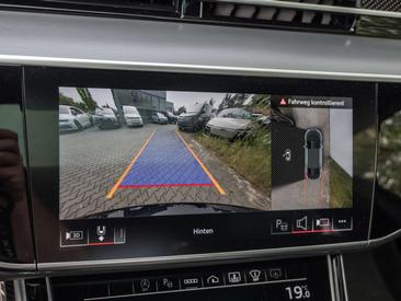 Audi S8 TFSI — photo 13