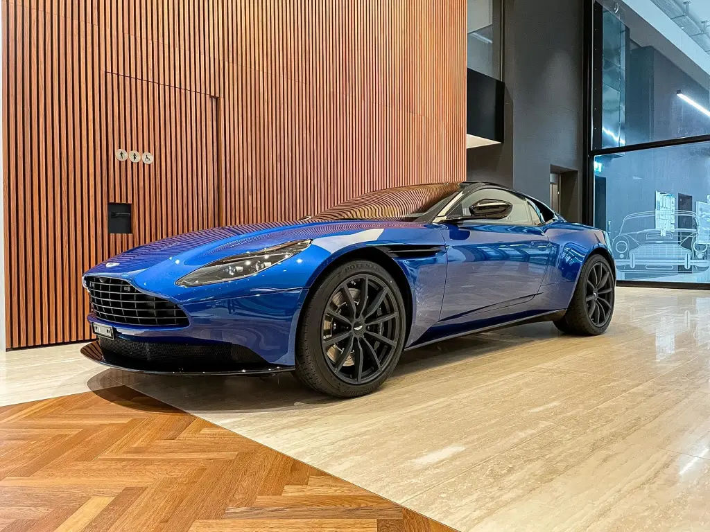 Aston Martin DB11 V8 Coupe 4.0 - 2022 - Joinsteer - #1