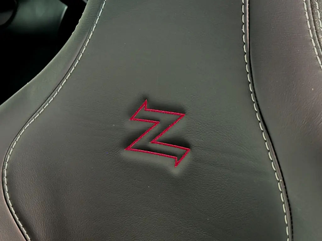 Aston Martin Vantage (2005-18) V12 Vantage Zagato Coupe 5.9 - 2012 - Joinsteer - #5