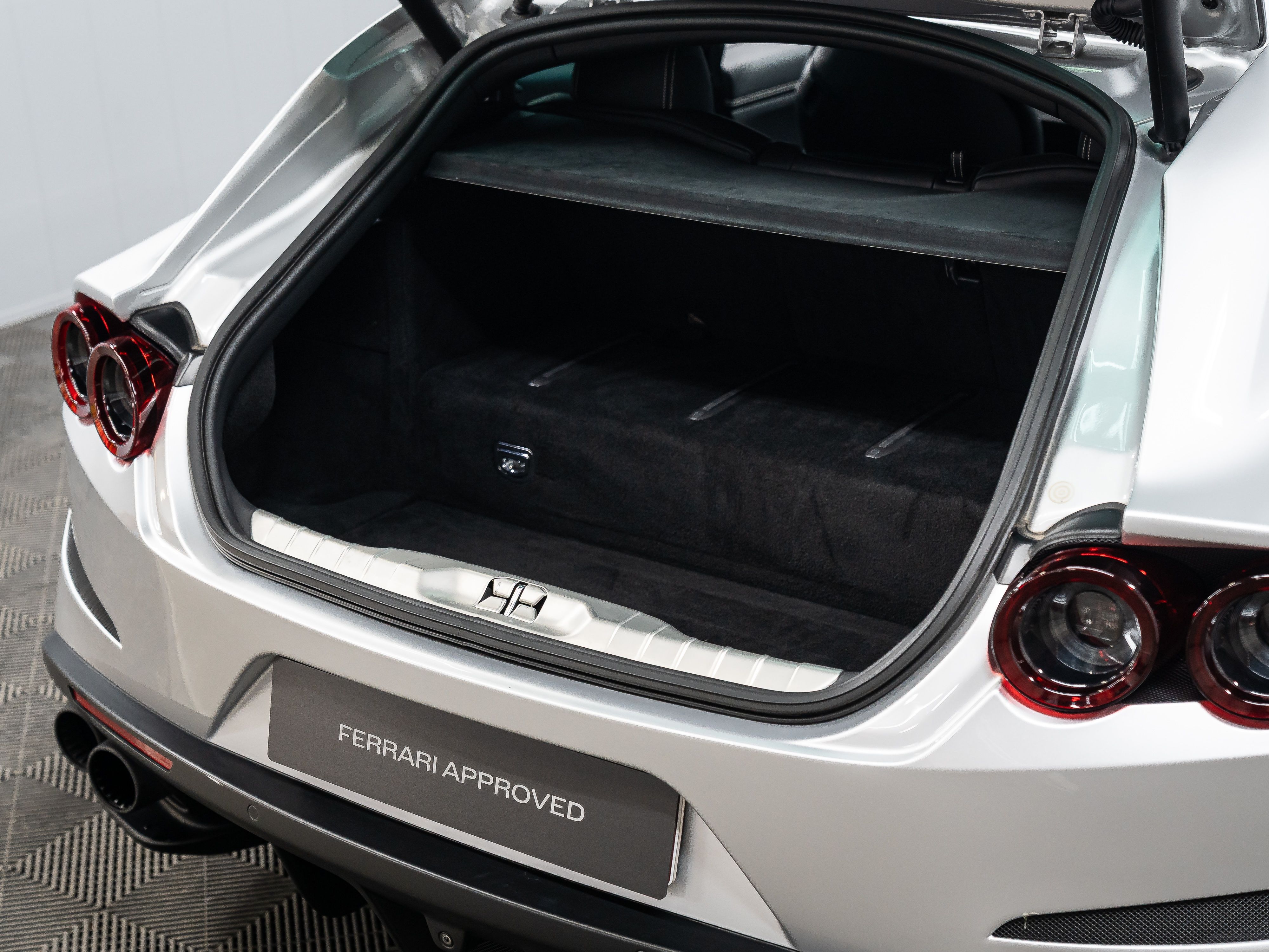 Ferrari GTC4Lusso T - 2017 - Joinsteer - #17