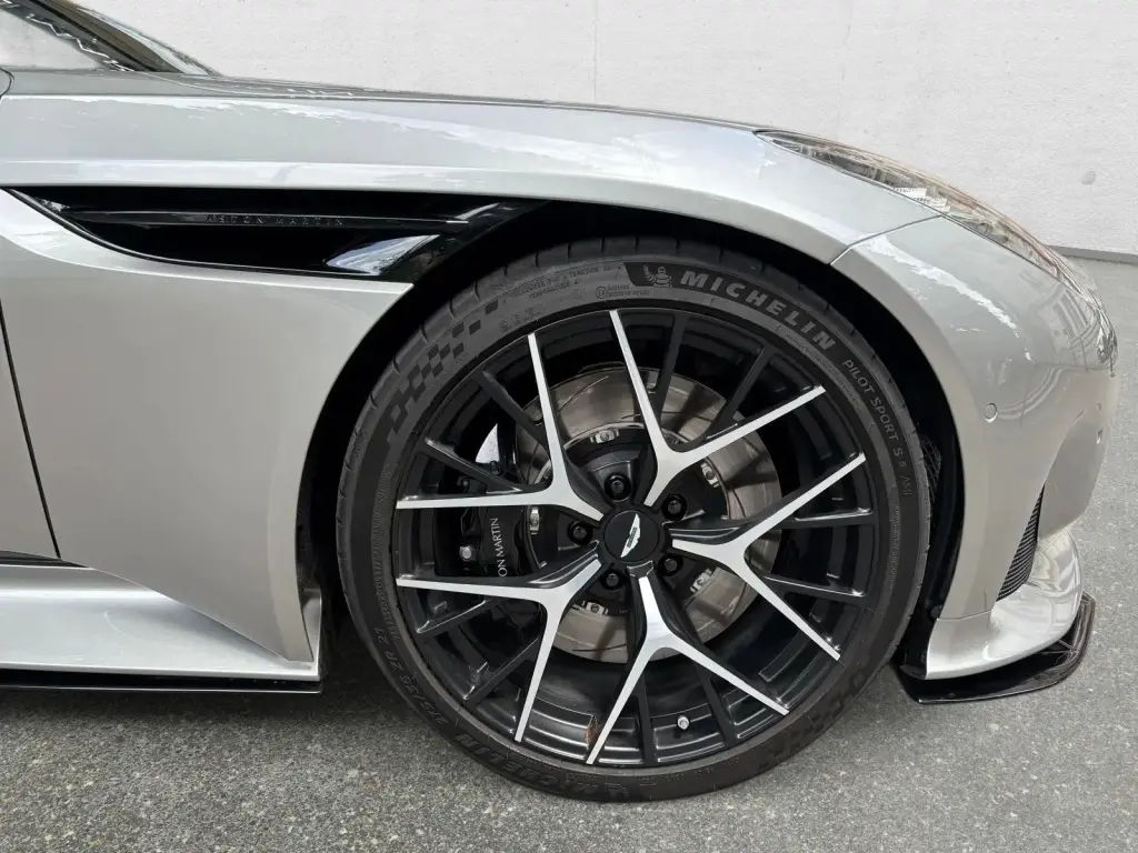 Aston Martin DB12 V8 Coupe 4.0 - 2025 - Joinsteer - #4