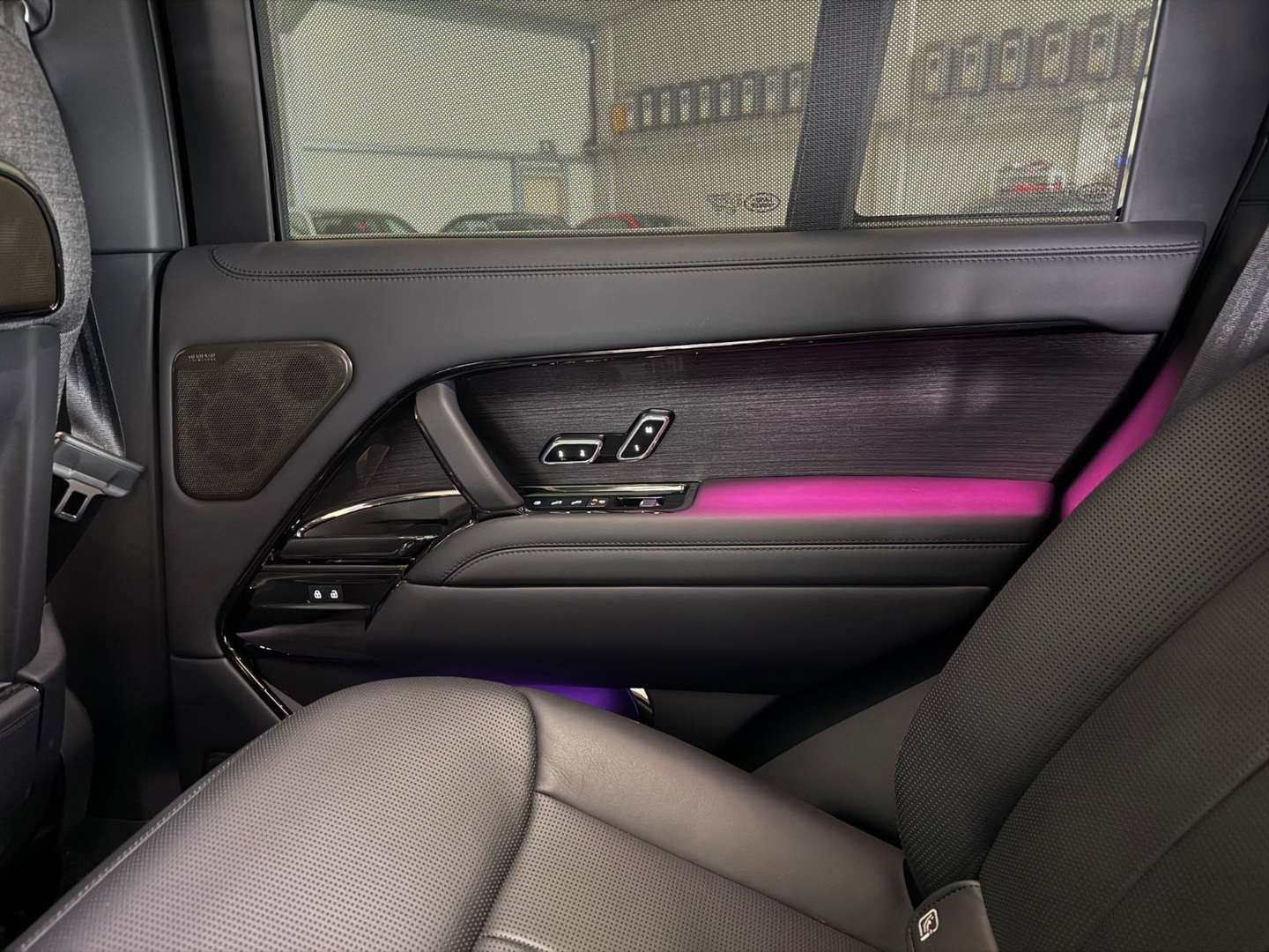 Land Rover Range Rover SV Business Class 615 Ps - 2024 - Joinsteer - #13