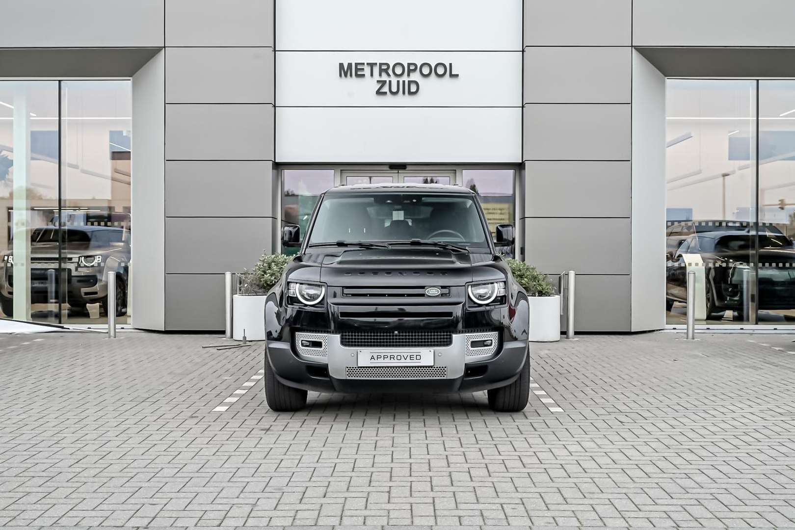 Land Rover Defender 110 P400e S AWD Auto 23.5MY - 2023 - Joinsteer - #6