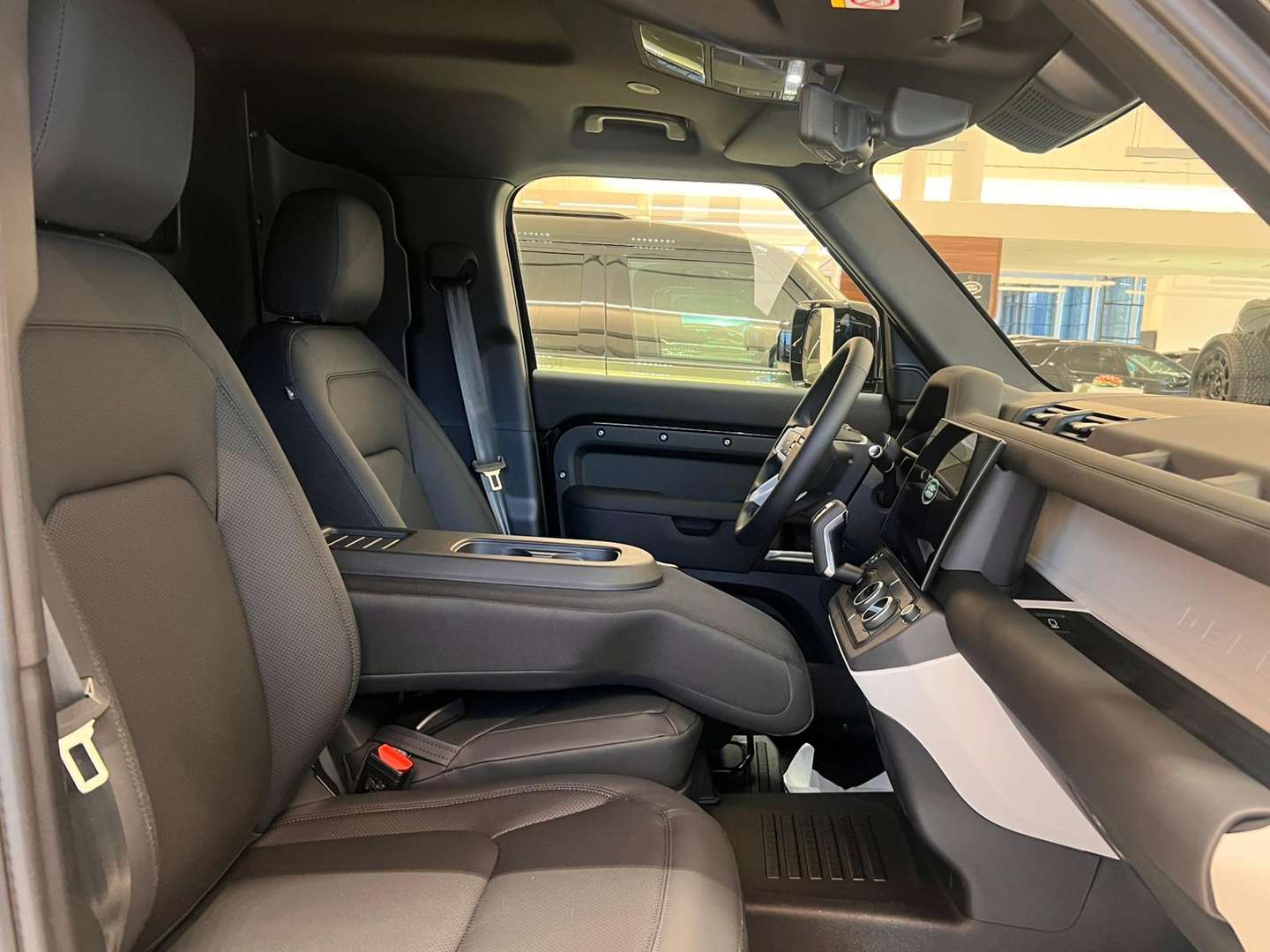 Land Rover Defender 130 Hard Top S D250 - 2025 - Joinsteer - #8